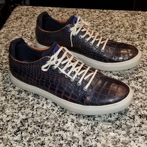 Donald J Pliner Sneakers..